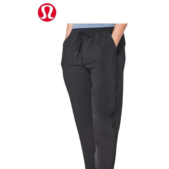 Lululemon Women’s On The Fly Cropped Drawstring Pants 23" | True Navy | Size 2 - Picture 7 of 15